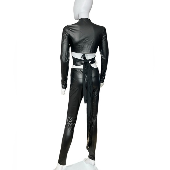 Black PU Leggings Matching Set
New - Picture 7 of 12